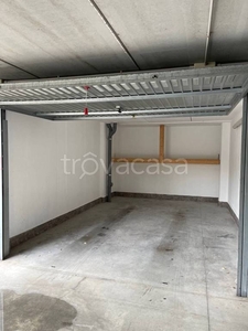 Garage in vendita a Rozzano via Nilde Iotti, 2