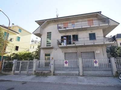 Garage in vendita a San Benedetto del Tronto musone, 30
