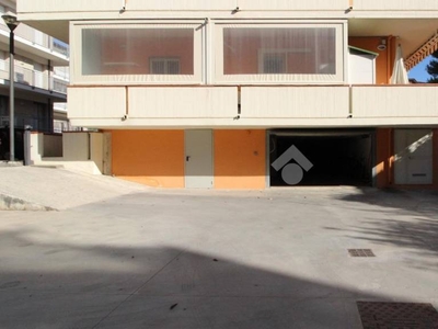 Garage in vendita a San Benedetto del Tronto via fanfulla da lodi, 28