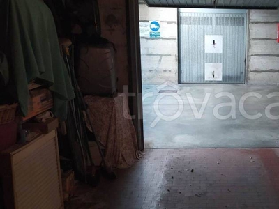 Garage in vendita a San Giuliano Milanese via Massimo Gorki, 4
