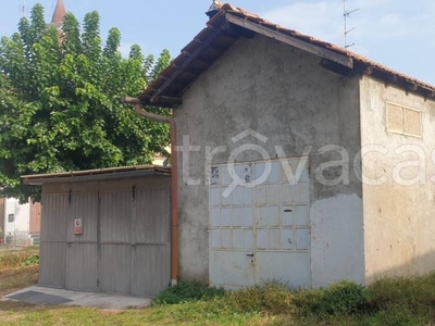 Garage in vendita a San Vittore Olona magenta, 29