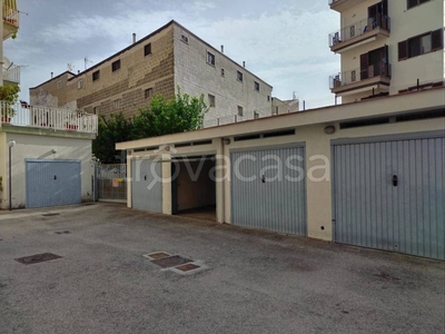 Garage in vendita a Santa Maria Capua Vetere via e. Ricciardi
