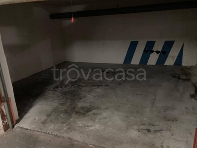 Garage in vendita a Sarno via Onofrio Tortora, 125