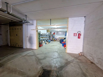 Garage in vendita a Sassocorvaro Auditore via Montale
