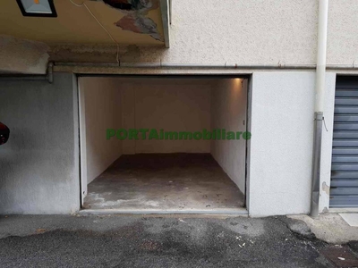 Garage in vendita a Savona via Genova, 17