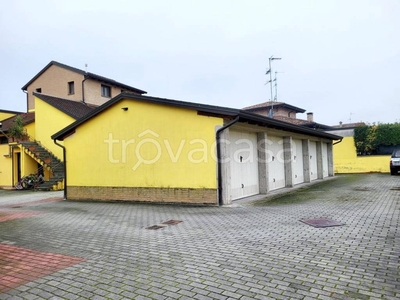 Garage in vendita a Sissa Trecasali via Pio Gallani, 10