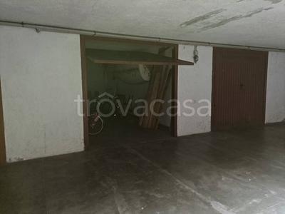 Garage in vendita a Solbiate Arno via Monforte, 60