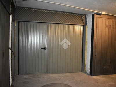 Garage in vendita a Sondrio via Trento, 68
