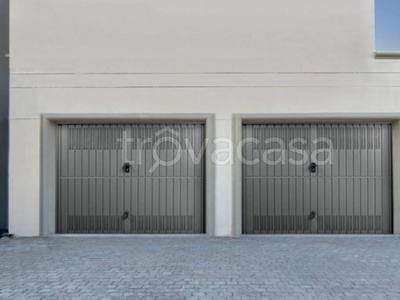 Garage in vendita a Tortona via rinarolo, 1
