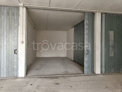 Garage in vendita a Udine via Diego Simonetti, 14