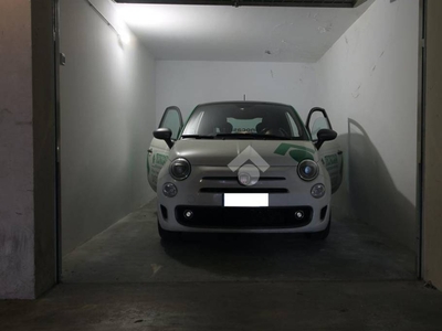 Garage in vendita a Udine via Francesco Dormisch, 11