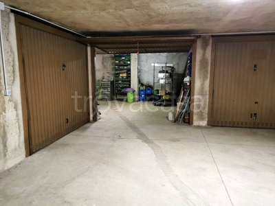 Garage in vendita a Varese viale Valganna, 42
