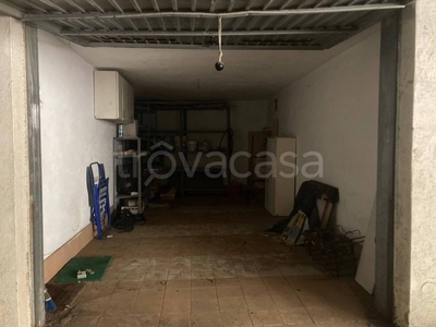 Garage in vendita a Vibo Valentia via Elsa Morante, 33