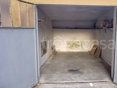 Garage in vendita a Vigevano viale Francesco Petrarca, 19