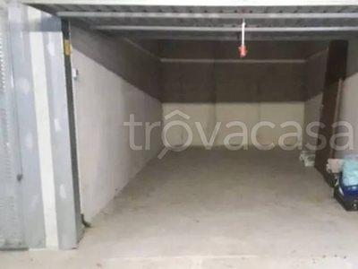 Garage in vendita a Villa d'Ogna via Convitto