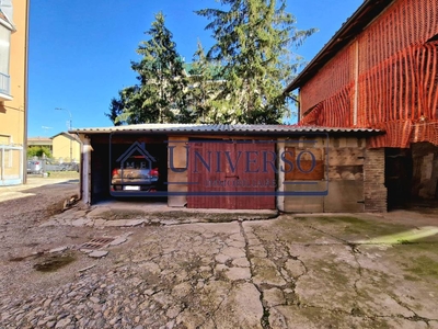 Garage in vendita a Voghera via Lomellina, 39
