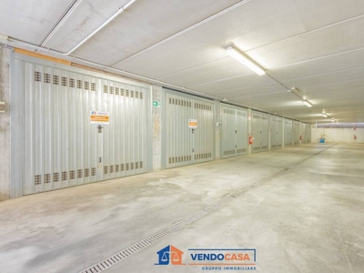 Garage in vendita ad Albenga regione Carenda di Rapalline