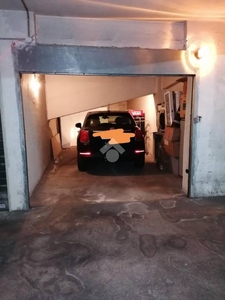 Garage in vendita ad Avellino via Ferdinando Iannaccone, 3