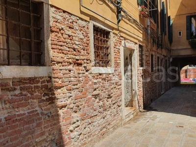 Magazzino in in vendita da privato a Venezia calle Zotti, 3898