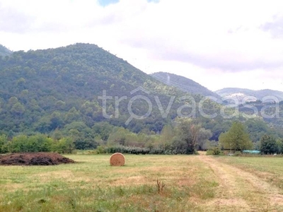 Magazzino in vendita a Ferentillo via del Piano