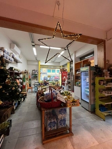 Negozio Alimentare in vendita a Firenze piazza Giacomo Puccini