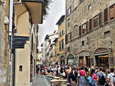 Negozio in vendita a Firenze piazza dei Ciompi