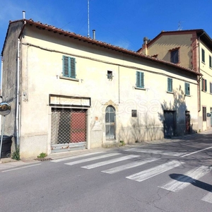 Negozio in vendita a Rignano sull'Arno via Fiorentina, 32