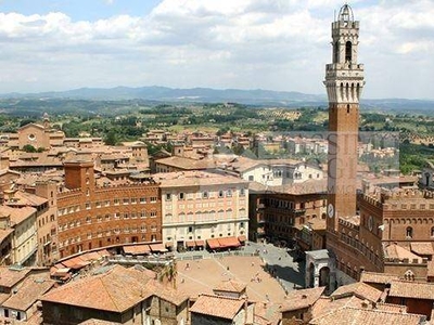 Negozio in vendita a Siena