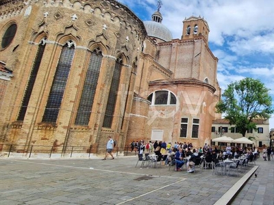 Negozio in vendita a Venezia barbaria De le Tole