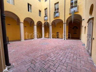 Posto Auto in vendita a Bologna via Goito