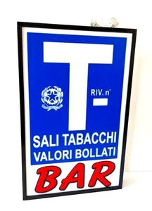 Tabaccheria in vendita a Livorno