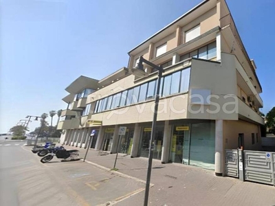 Ufficio in vendita a Massa via san leonardo, 492