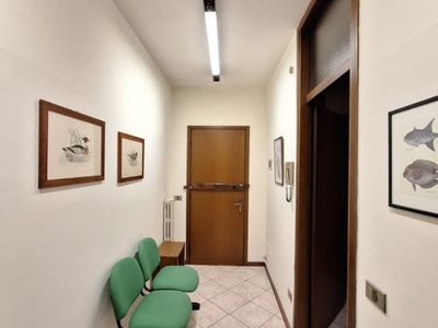Ufficio in vendita a Rovigo via Oberdan