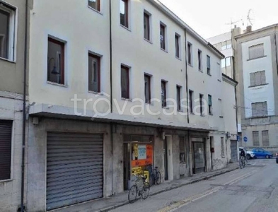 Ufficio in vendita a Rovigo viale Trieste 6
