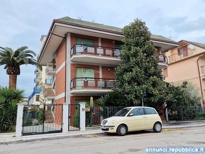 Appartamenti San Benedetto del Tronto Via Ponchielli cucina: Abitabile,