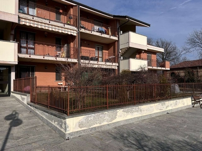 Appartamento con giardino, via Torino, La Cassa
