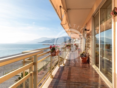 Appartamento di lusso di 360 m² in vendita Ventimiglia, Italia