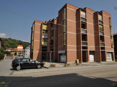 Appartamento in Vendita ad Castellamonte - 98000 Euro