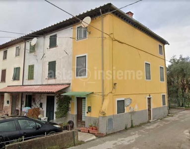 Appartamento in Vendita ad Lucca - 26325 Euro