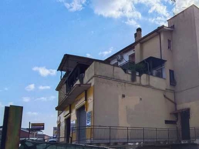 Appartamento in Vendita ad Marino - 85000 Euro
