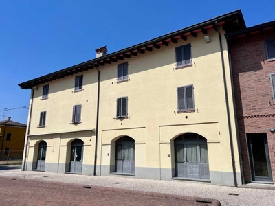Appartamento in Vendita ad Roccabianca - 85000 Euro