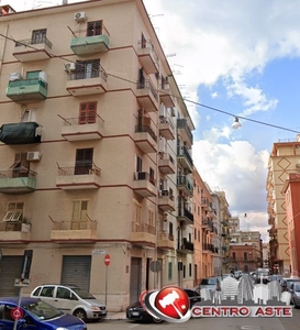 Appartamento in Vendita in Via D'Alò Alfieri a Taranto