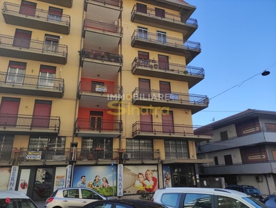 Appartamento in Vendita in Via EMANUELE BELLIA 331 a Paternò