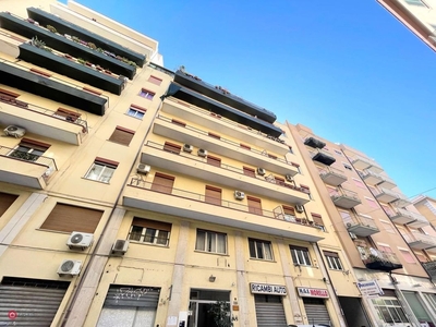 Appartamento in Vendita in Via Francesco Guardione 10 a Palermo