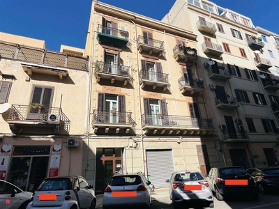 Appartamento in Vendita in Via Gioacchino di Marzo a Palermo