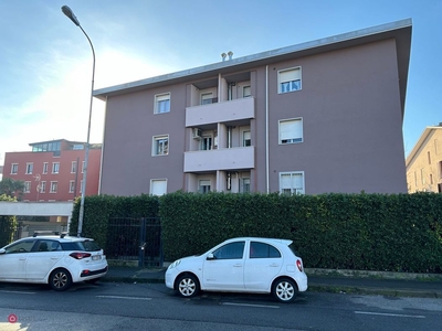Appartamento in Vendita in Via Giulio Silva 40 a Monza