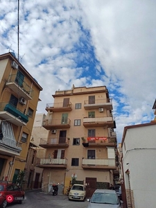 Appartamento in Vendita in Via Margifaraci a Palermo