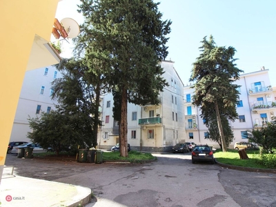 Appartamento in Vendita in Via Picenza 107 a Salerno
