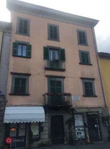 Appartamento in Vendita in Viale Umberto I' 141 a Bagni di Lucca