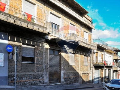 Appartamento in Via Vittorio Emanuele, Santa Venerina, 6 locali